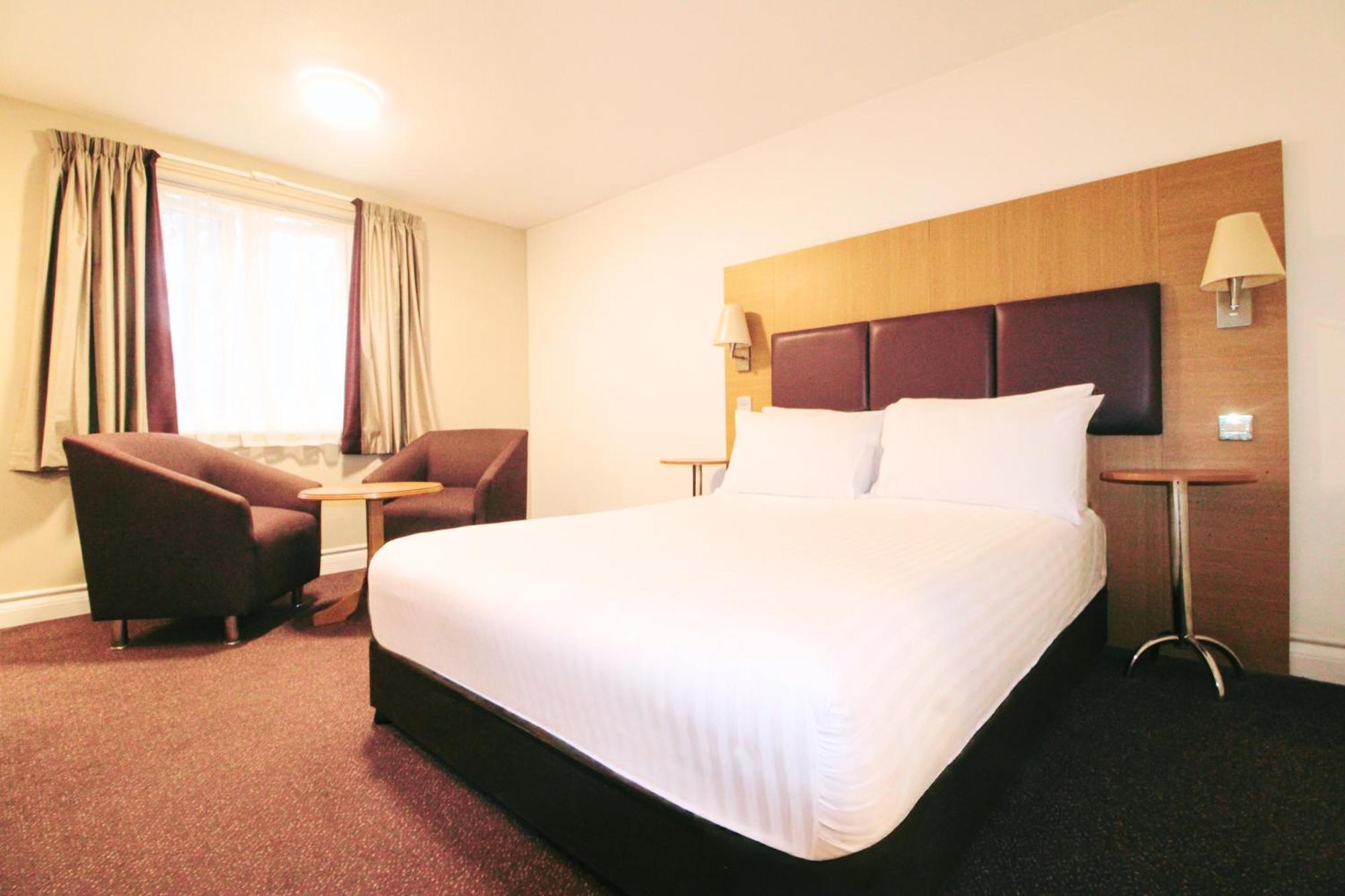 Orchid Epsom; Sure Hotel Collection By Best Western מראה חיצוני תמונה